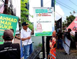 Bawaslu Ngawi Tertibkan Seribu APK Menempel Di Pohon Dan Tiang Listrik