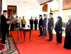 Bupati Sidoarjo Lantik 5 Pejabat Baru, Salah Satunya Kadisporapar