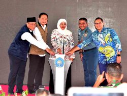 Gubernur Jawa Timur Khofifah Indar Parawansa Resmikan SMKN Maritim di Lamongan