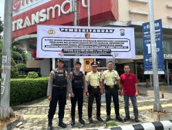 Jelang Pemilu, Satgas Humas OMB Polres Kediri Kota Pasang Spanduk di Beberapa Titik Strategis
