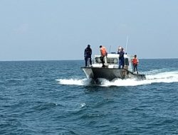 Pasca Hitung Suara, TNI-Polri Kawal Ketat Kotak Suara Pemilu di Perairan Probolinggo