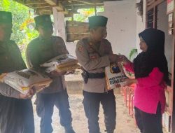 Polres Tulungagung Beri Bantuan Keluarga Petugas Linmas TPS 7 Desa Notorejo yang Meninggal