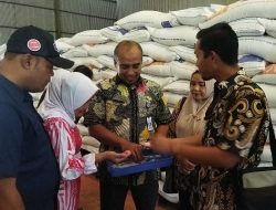 Cek Ketersediaan Beras, Polres Bojonegoro Bersama Tim TPID Sidak Gudang Bulog dan Penggilingan Padi