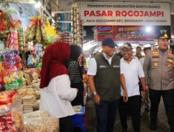 Bersama Satgas Pangan, Kapolresta Banyuwangi Sidak Pasar Cek Ketersediaan dan Harga Beras