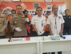 Polisi Berhasil Amankan Tersangka Pencuri Tiang KAI yang Terekam CCTV di Surabaya