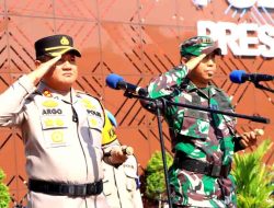 Kapolres Ngawi Pimpin Apel dan Berangkatkan 440 Personel Polri Untuk Pengamanan TPS
