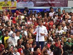 Lewat Puisi, Mereka Menagih Janji Presiden Jokowi