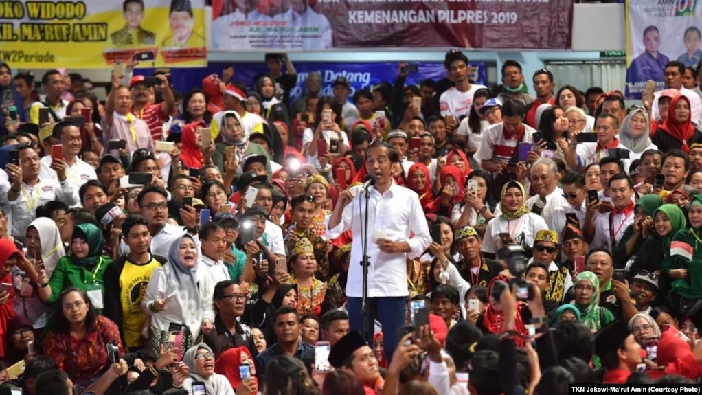 Lewat Puisi, Mereka Menagih Janji Presiden Jokowi
