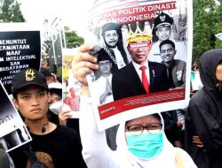 Mahasiswa Protes Dugaan Campur Tangan Pemilu Pemerintahan Jokowi