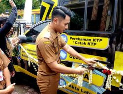 Mobil Pelayanan Adminduk “Cedak Mas” Resmi Diluncurkan Bupati Tuban