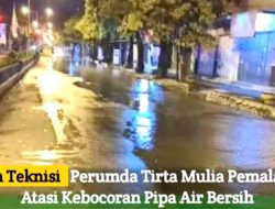 Tim Teknisi Perumda Air Minum Tirta Mulia Pemalang Mengatasi Kebocoran Pipa Air Bersih Dengan Cepat