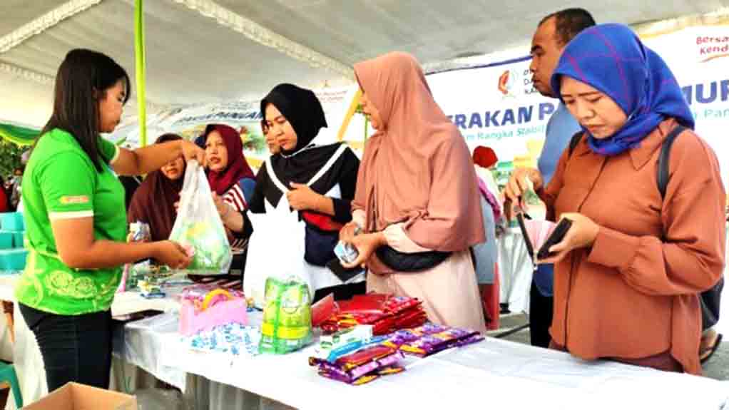 Warga Sambut Antusias Gerakan Pangan Murah Pemkab Bojonegoro, Bantu Ringankan Beban Ekonomi