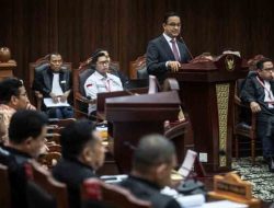 Anis, Ganjar Desak Pengadilan untuk Diskualifikasi Presiden Terpilih