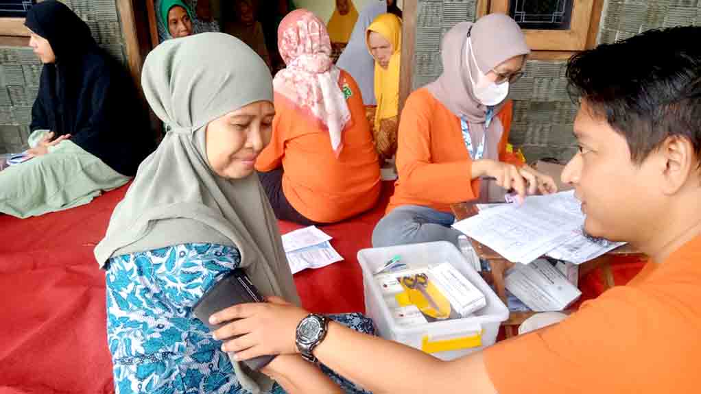 Home Visit Klinik Sartika Lamongan Penyuluhan Kesehatan Disambut Antusias Masyarakat