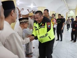 Jelang Ramadhan, Polda Jatim Beri Bantuan Ratusan Marbot se Kabupaten Lumajang
