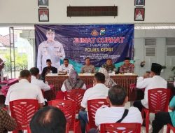 Jum’at Curhat, Polres Kediri Tingkatkan Komunikasi Dengan Masyarakat