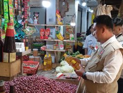 Satgas Pangan Polres Malang Cek Produk Kadaluwarsa di Sejumlah Pasar