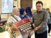 KPU Ngawi Berikan Santunan 46 Juta Bagi Keluarga Petugas Pemilu 2024 Yang Meninggal