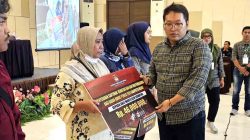 Kpu Ngawi Berikan Santunan 46 Juta Bagi Keluarga Petugas Pemilu 2024 Yang Meninggal