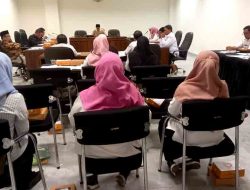 Nasib Tenaga Pendidik Sudah Mengabdikan Diri Selama 30 Tahun Dengan Tangisa dan Kesedihan Berharap Kepada Pemerintah