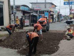 Perbaikan Jalan Keling Jumputrejo di Kebut, Jalan Ditinggikan 15 Cm