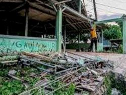 Peristiwa Gempa Tuban warga terdampak Terbanyak di Kabupaten Gresik Sebanyak 2.495 KK