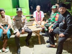 Personil Polsek Bersama Persoil Koramil Kedungpring Sinergita Laksanakan Patroli