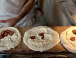 Pitalka, Roti Spesial bagi Muslim di Kosovo Saat Ramadan