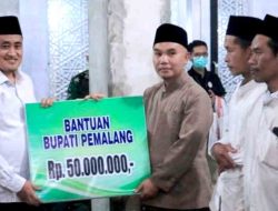 Bupati Mansur Kenalkan Para Pejabat Pemkab Pemalang Saat Kunjungi Warga Clekatakan