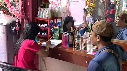 Terbongkar, Salon Kecantikan Jadi Kedok Penjualan Miras