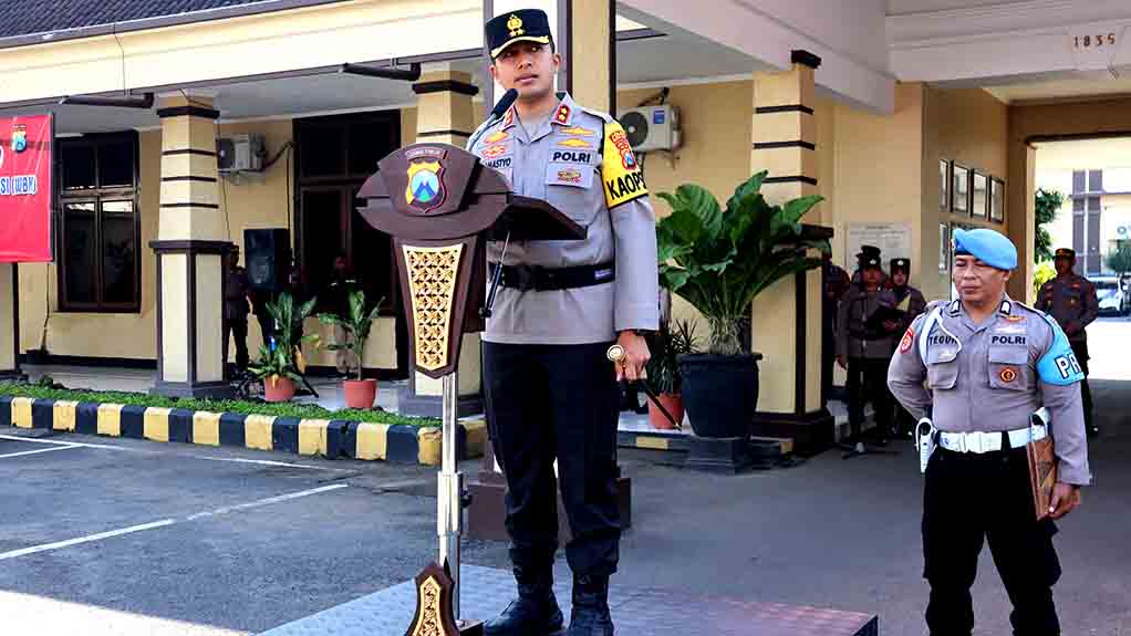 Upacara Hari Kesadaran Nasional 2024, Personel Polres Kediri Kota Diminta Profesional
