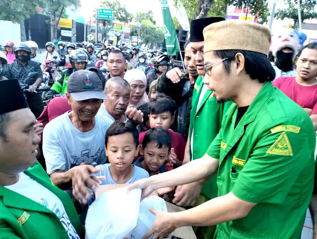 Bagi Takjil Ramadhan Putih