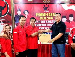 Budi Harmanto Daftarkan Diri Sebagai Bakal Calon Bupati Dan Wakil Bupati Partai Demokrasi Indonesia Perjuangan ( PDI-P ) Kabupaten Pemalang