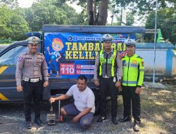 Mudik Lebaran, Polisi di Situbondo Siapkan Layanan Patroli Tambal Ban Gratis di Jalur Hutan Baluran