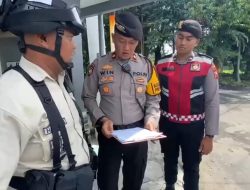 Wujudkan Mudik Ceria Penuh Makna Polisi di Kota Malang Rutin Patroli Rumah Kosong