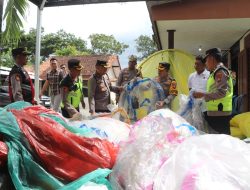 Lebaran Ketupat Polres Trenggalek Amankan 135 Balon Udara