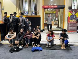 Polrestabes Surabaya Amankan Dua Kelompok Gengster yang Kedapatan Membawa Pil Koplo