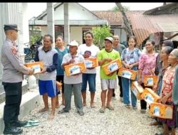 Polres Tulungagung Salurkan Bantuan Sembako Untuk Warga Terdampak Bencana di 3 Desa