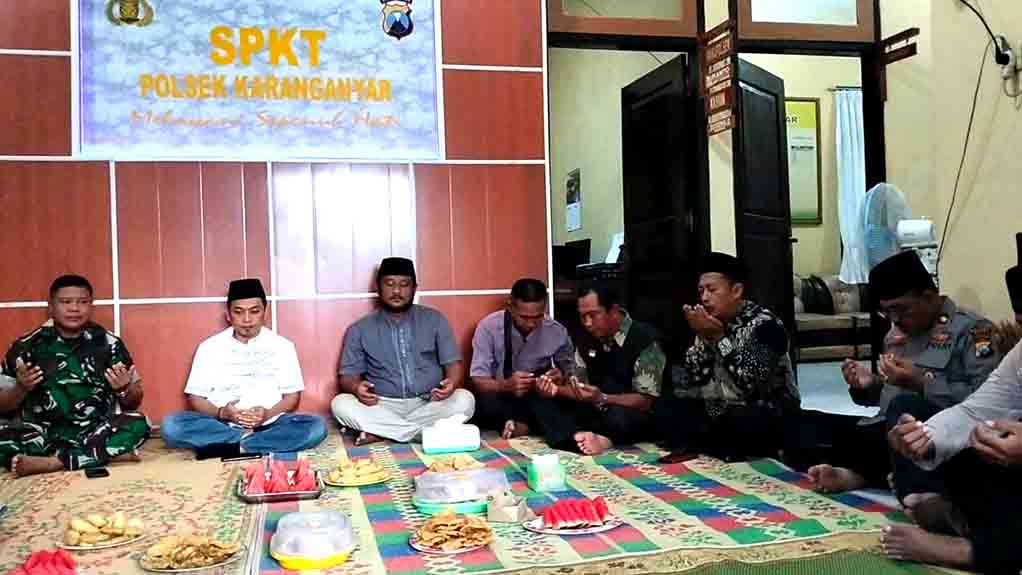 Kapolsek Karanganyar Buka Puasa Bersama Forkopimcam
