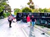 2 Orang Tewas Di Tempat Dalam Kecelakaan Maut , Bus Tabrak Pemotor Di Jalan Raya Baureno