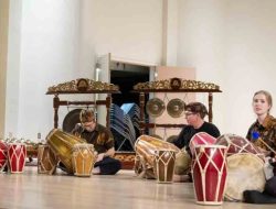 Bagaimana Gamelan Sunda Meraih Popularitas di Universitas Pittsburgh