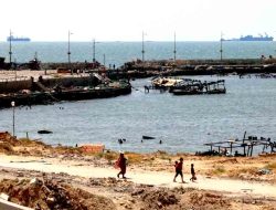 Bantuan Kemanusiaan Mengalir ke Gaza melalui Dermaga Terapung Baru