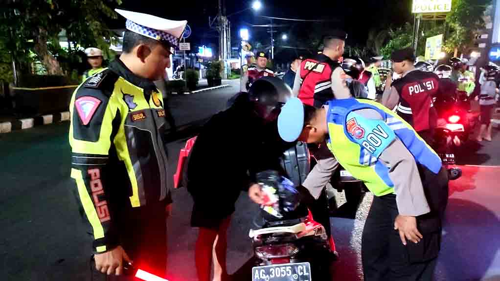 Cipta Kondisi, Polres Kediri Kota Gelar Razia Kendaraan Yang Menggunakan Knalpot Tidak Sesuai Spektek