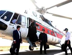 Di Tengah Kabar Hilangnya Helikopter Raisi, Khamenei Pastikan “Tak akan Ada Gangguan dalam Urusan Negara”