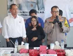 Polda Jatim Berhasil Membongkar Rumah Produksi Narkoba, Ribuan Gram Sabu dan Jutaan Butir Ekstasi Disita