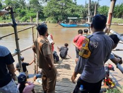 Flushing Alias Pladu, Polisi Kota Kediri Beri Himbauan Pada Warga Pencari Ikan Mabuk