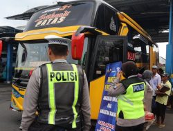 Sukseskan WWF 2024, Personel Gabungan Polres Lumajang Patroli KRYD di Terminal Minak Koncar