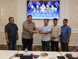 Kapolres Pamekasan Dinilai Peduli Kebebasan Pers, PWI Beri Penghargaan