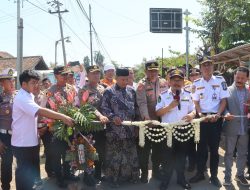 Polres Pasuruan Kota bersama Forkopimda Launching 5 Palang Pintu Perlintasan Sebidang Gelorakan BERTEMAN