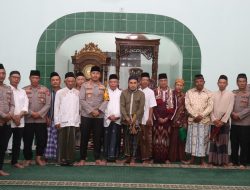 Cooling System, Kapolres Kediri Kota Lakukan Safari Sholat Subuh Keliling